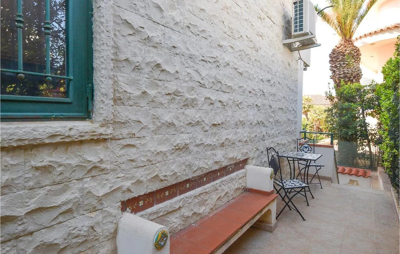 Stunning Apartment In Marina Di Ragusa Italy